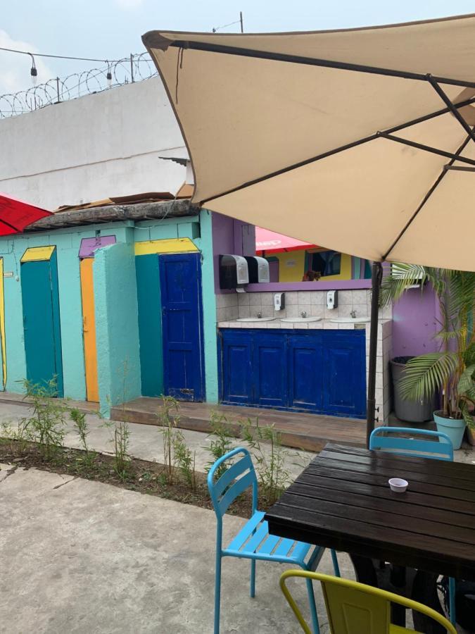 Funk Yeah Hostel Antigua Exterior foto